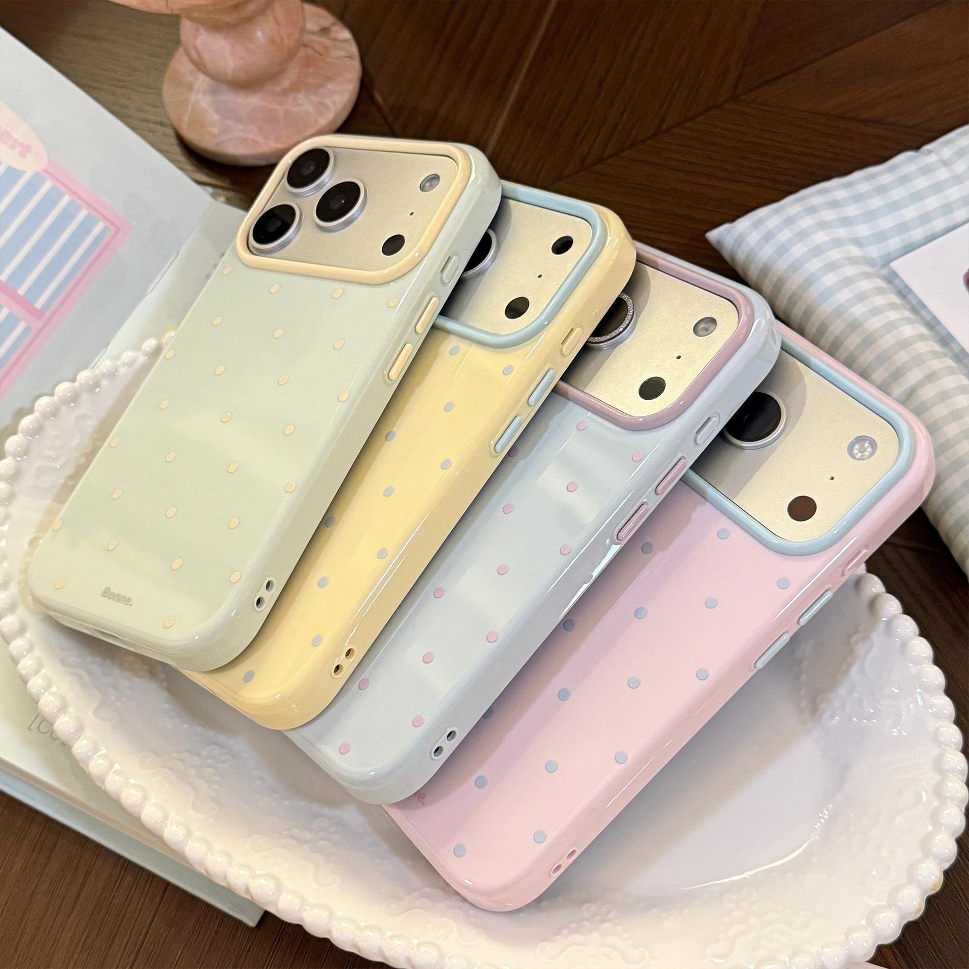 INS Kore Polka Dots Şeker Renk - Apple Iphone 15 Pro Max incelemesi ve fiyatı